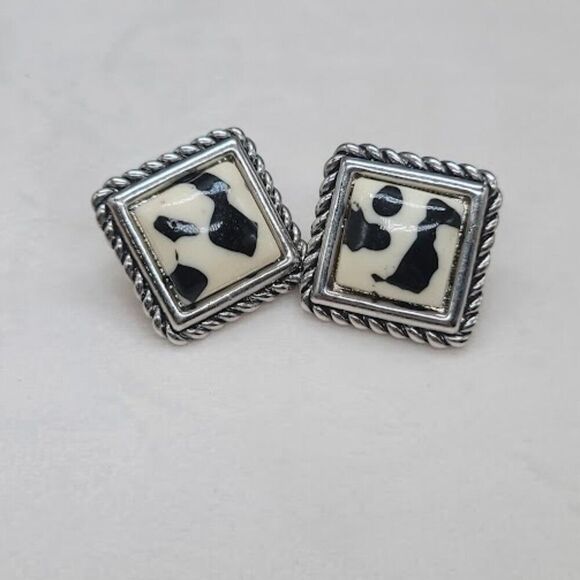 UNBRANDED Silver Tone Clip On Earrings - Picture 1 of 5